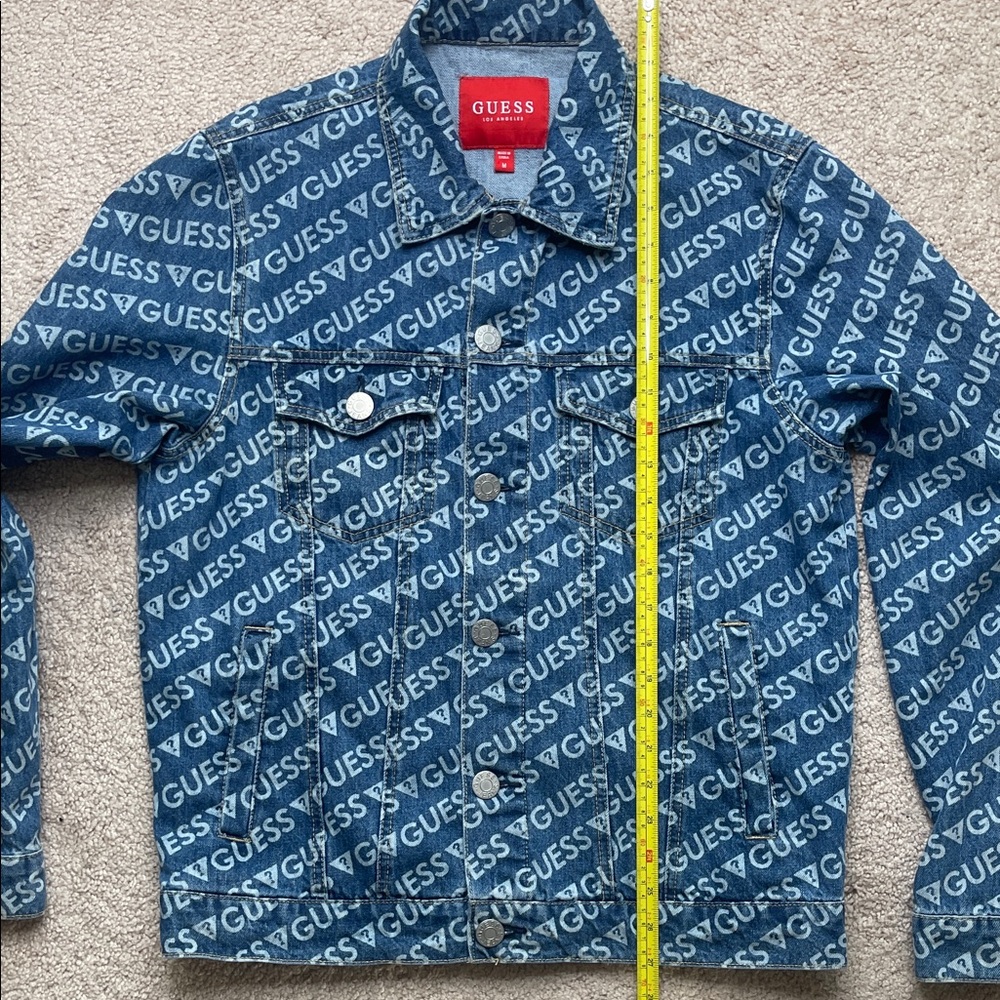 VINTAGE Guess Logo Patterned Blue Denim Jacket - Picture 7 of 10